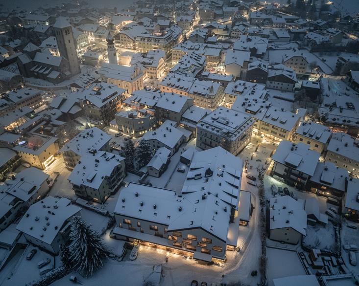 hires-tyrol-drone-notte-neve-lt-6